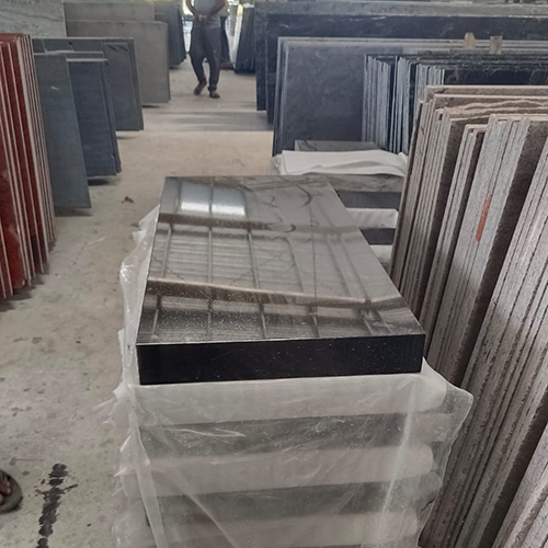 Absolute Black Granite - Granite Form: Slabs