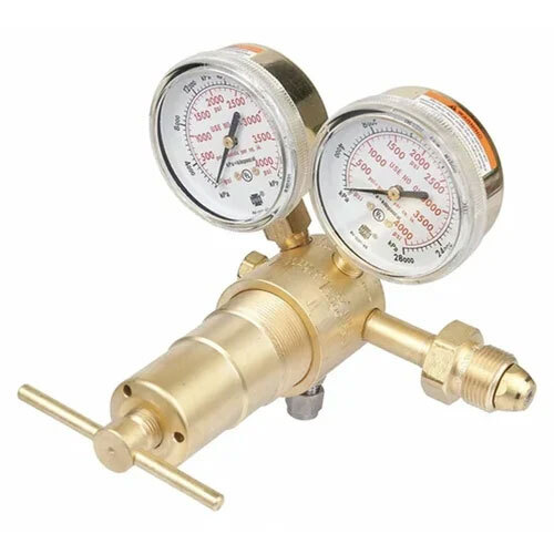 High Pressure O2 Regulator - Material: Ss