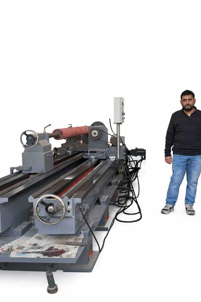 Double Bed Roll Grinding Machine