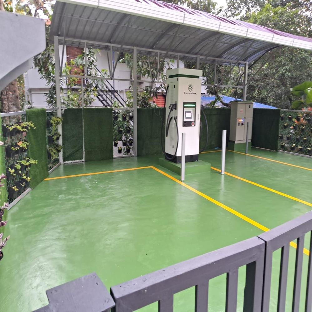 Tellus 60kw Dc Ev Charger (Ccs2 Dual Gun) - Material: Plastic & Steel