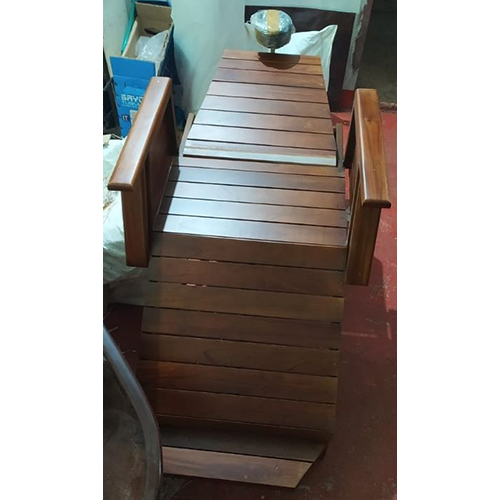 Nasya Chair