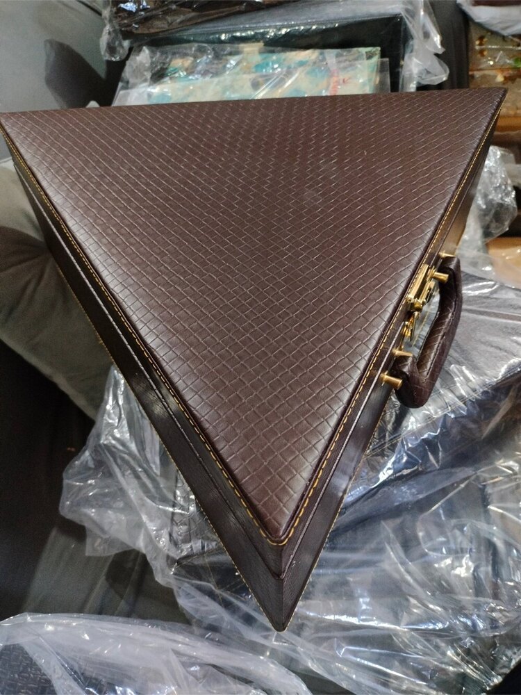 Mdf Leatherrete Packaging Boxes - Finishing: Matte Lamination