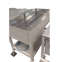 Pleat edge cutting machine