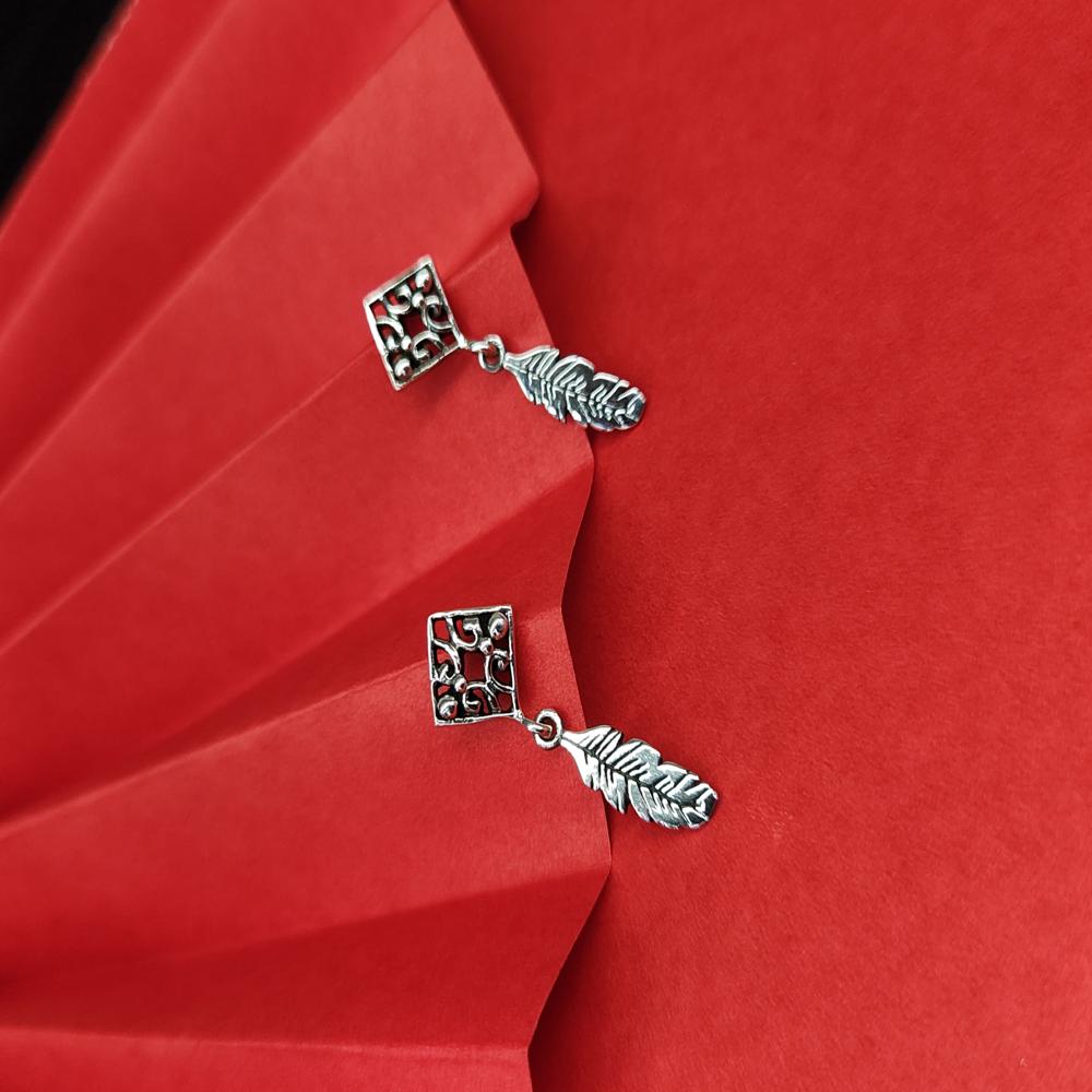 Buy 92.5 Silver Earrings In Bulk - Gender: Women