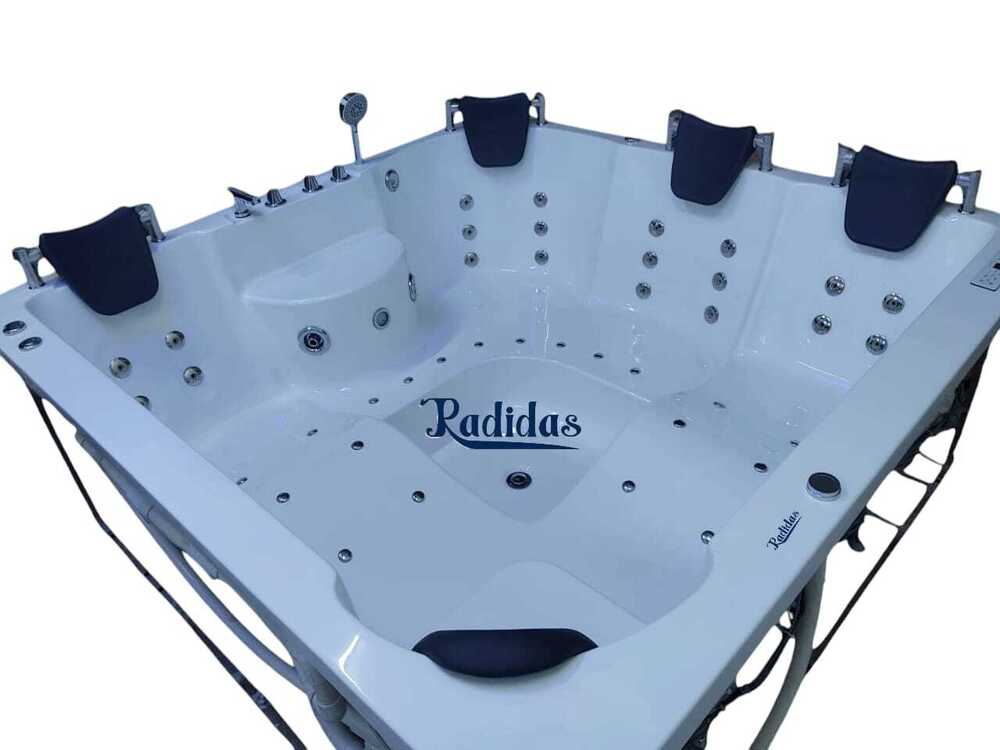 Spa Tub Jacuzzi Bathtub Outdoor Jacuzzi - Color: As Per Requirement