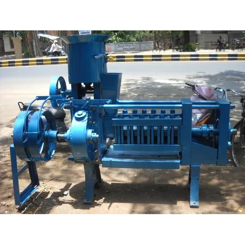 Oil Expeller Machine - Automatic Grade: Semi-Automatic