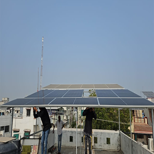 रेजिडेंट सोलर प्लांट