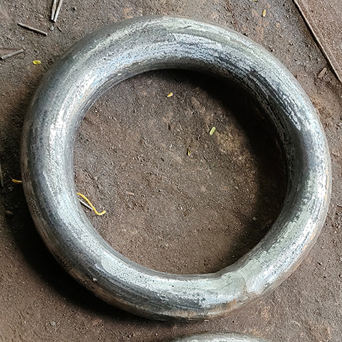 Master Round Ring - Color: Red