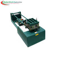 Jolting Apparatus - Color: Green
