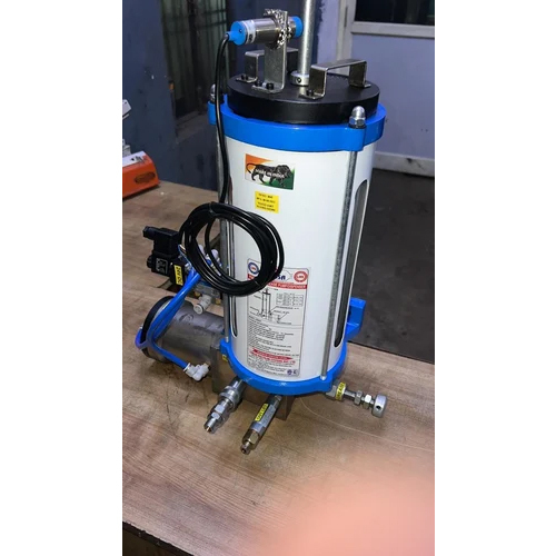 Pneumatic Grease Pump - Power Source: Electric