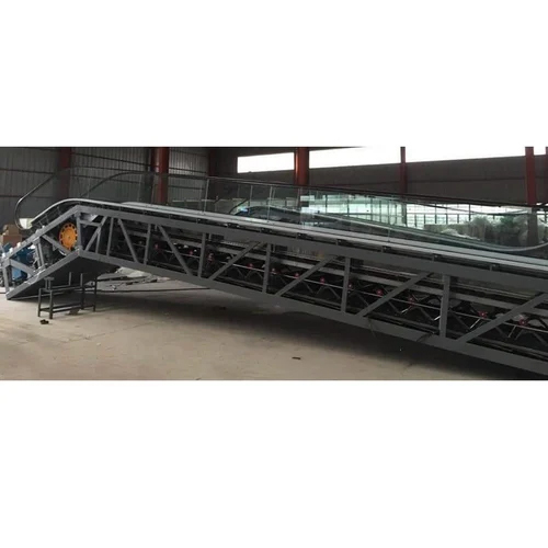 Automatic Moving Walkway - Capacity: 1800 Persons / Hour Pcs/Hr