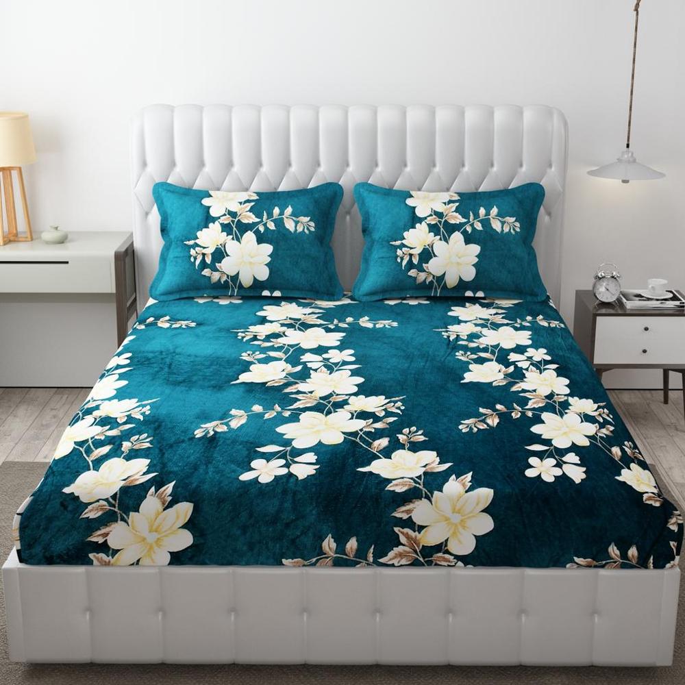 Warm Woolen Fitted Bedsheet - Feature: '
