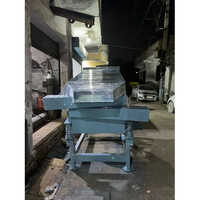 Vibrator Screening Machine - Material: Mild Steel