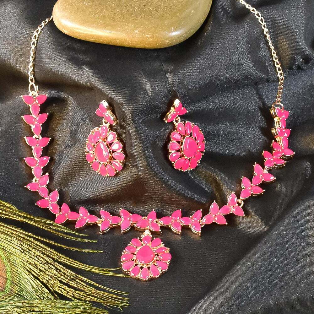 Pink Diamond Necklaces Set