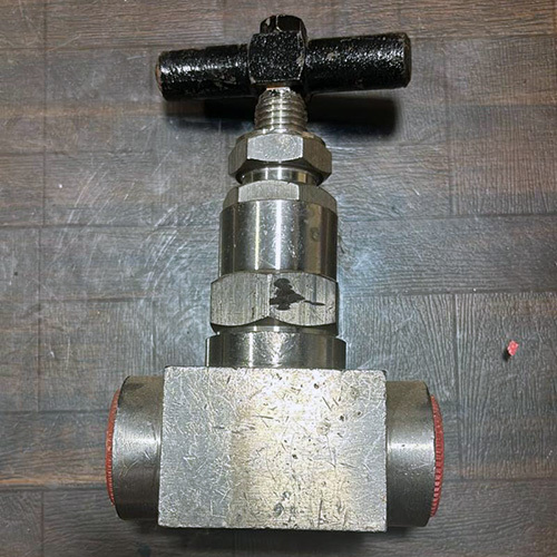 Gate Valve - Material: Stainless Steel