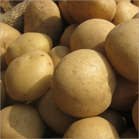 ताजा ब्राउन आलू
