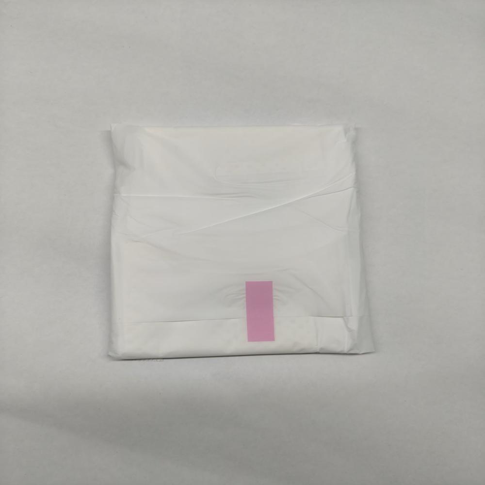 Cottony Topsheet Napkin Trifold 40pcs - Cotton Material, Standard Size | Soft Feel, Medium To High Absorbency, Leak-proof Barriers, Breathable Backsheet