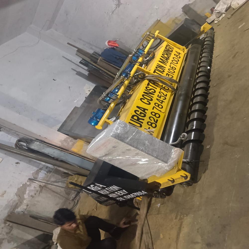 CONCRETE ROAD PAVER MACHINE 3.75 MTR