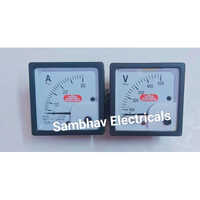 Sr 72 Analog Panel Meter - Metal, 72x72mm, White Color, 50 Hertz Frequency Range | Durable Design For Submersible Control Panels, Warranty Included