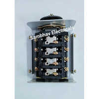 32 Amp 4 Pole Reversing Changeover Switch - Color: Black