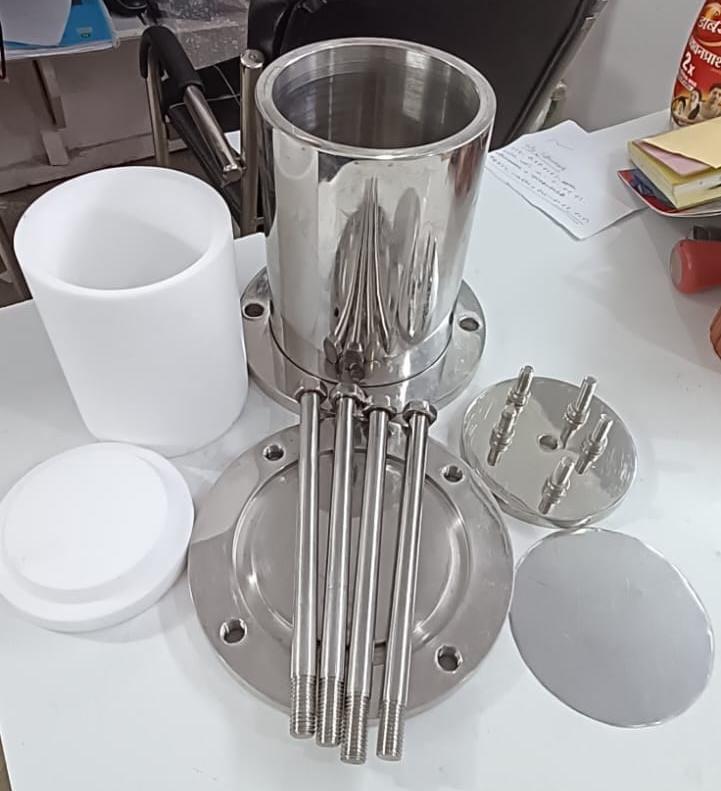 Hydrothermal Autoclave (2000ML)