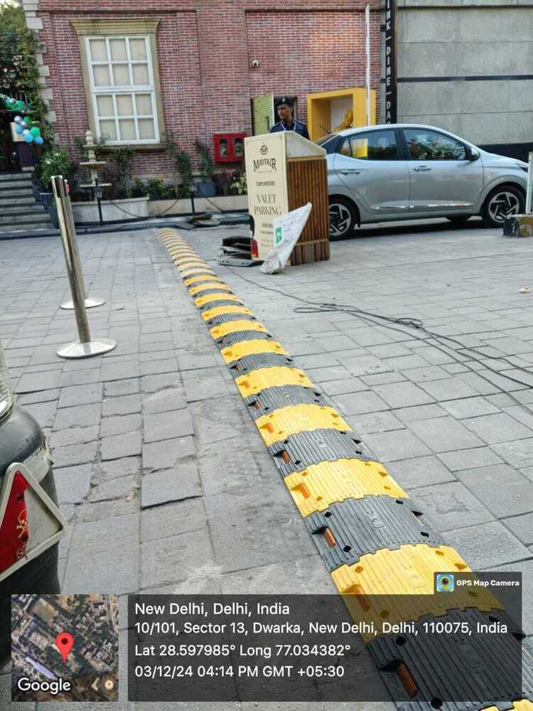 plastic speed breaker