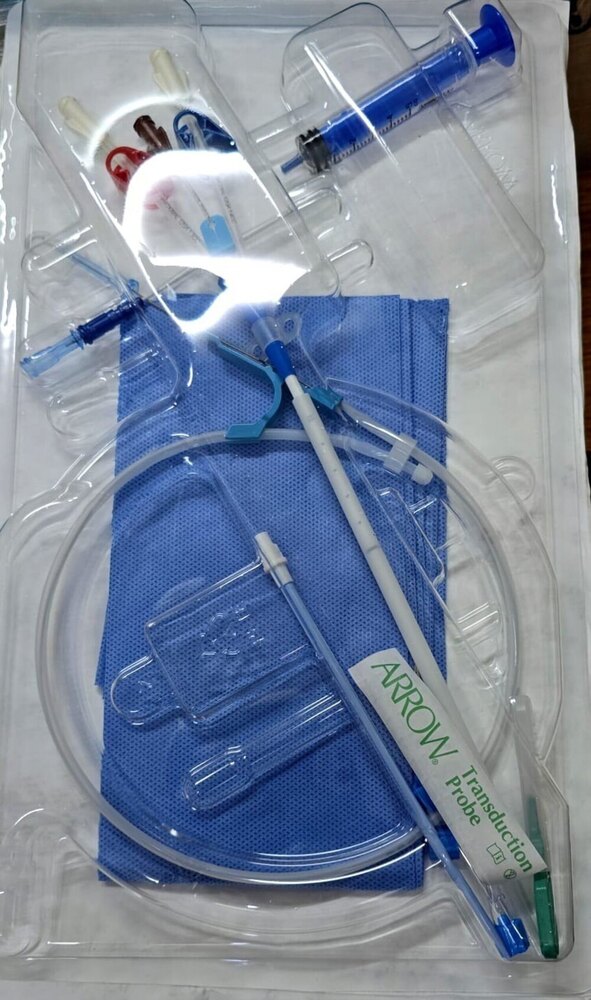 Arrow Paediatric Triple Lumen Catheter Cs-15403-e