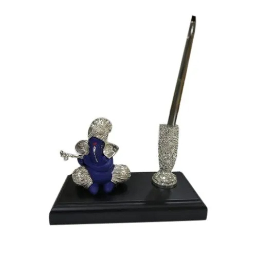 Momento Small Resin Statue