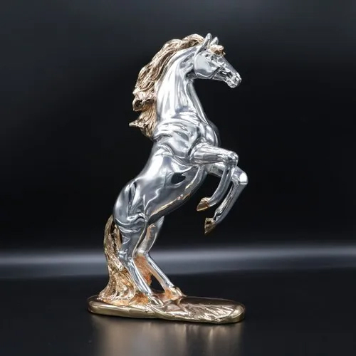 Horse Sculptures - Material: Resin