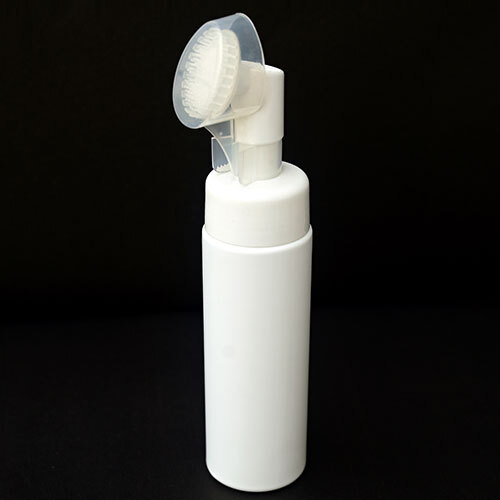 200Ml Foaming Brush Pump Bottle - Color: White