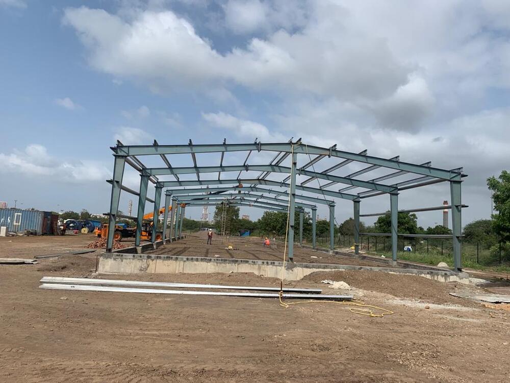 Industrial Peb Structure Fabrication Service - Steel, High Load Capacity, Customizable Height & Span | Prefabricated, Powder Coated Finish, Efficient Design