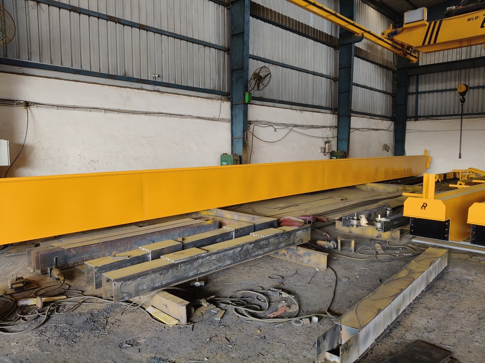5 Ton Single Girder Eot Cranes - Color: Yellow
