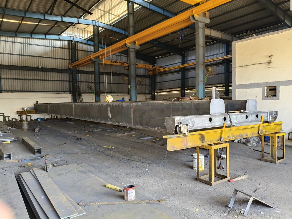 5 Ton Single Girder Eot Cranes - Color: Yellow