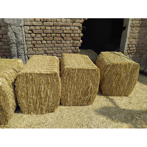 150 Kg Wheat Straw - Color: Natural