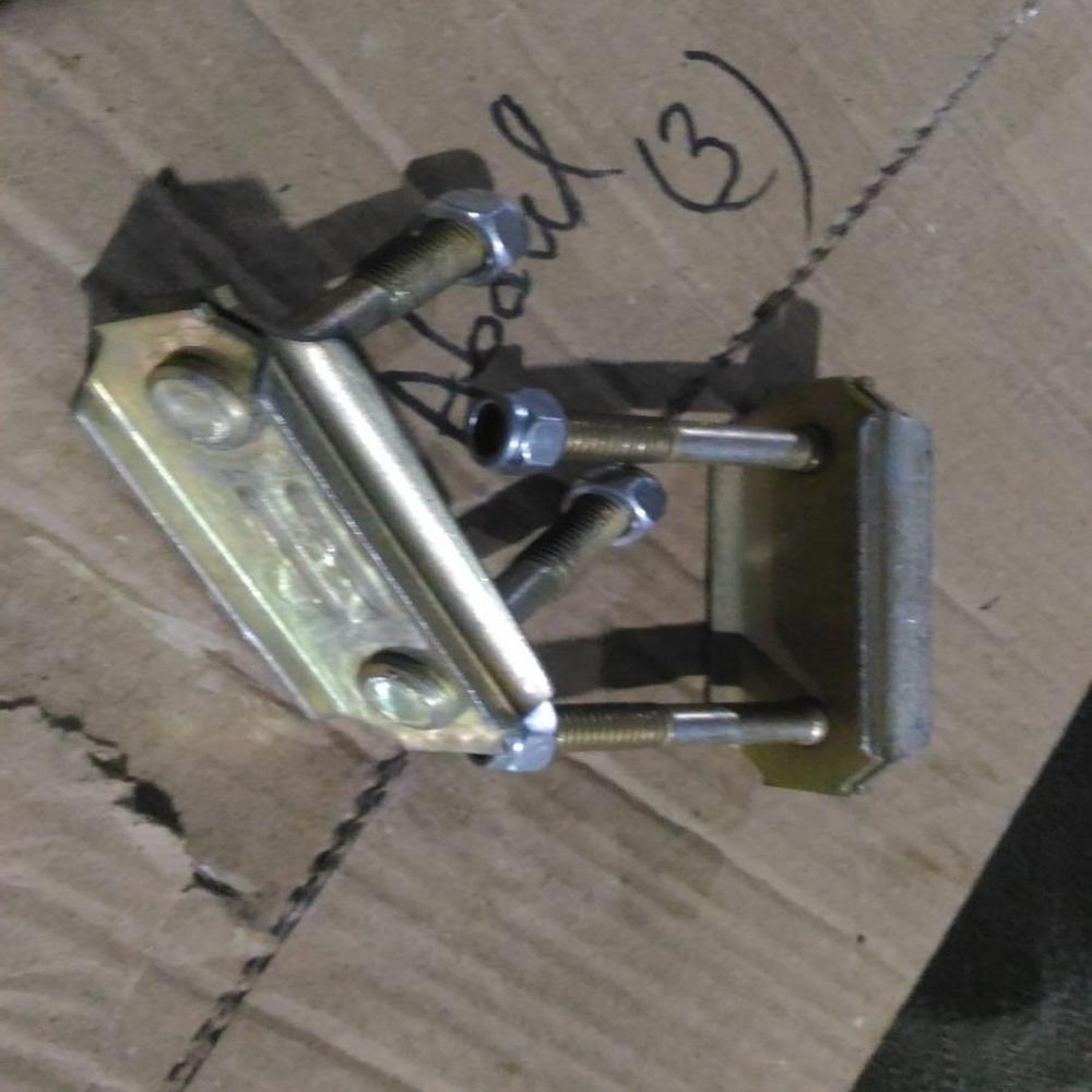 E RICKSHW KAMANI JHULA (LEAF SPRING SHACKLE)