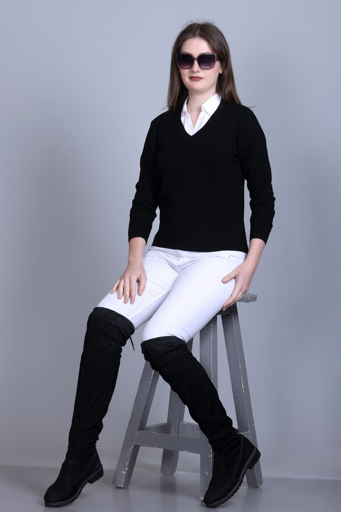Ladies Black V-NECK TOP