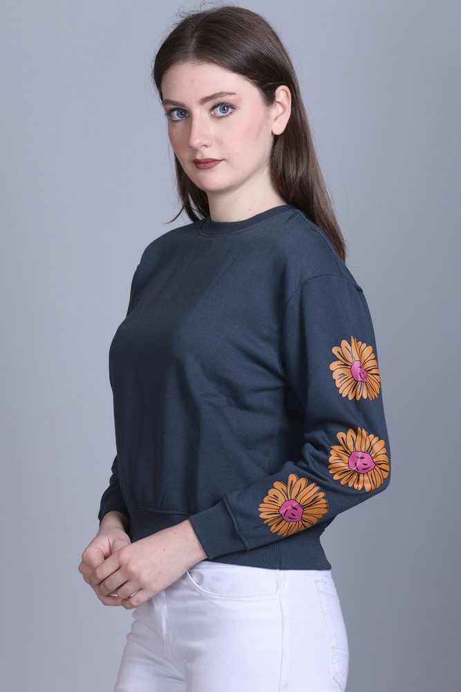 Full Sleeve Embroidered Sweatshirt