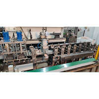 Roll forming machine