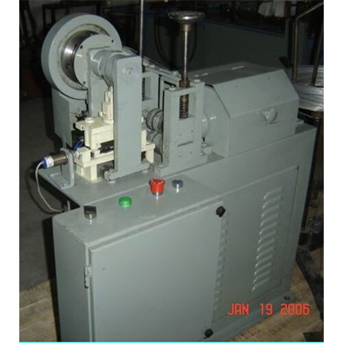 AUTOMATIC WIRE BENDING MACHINE