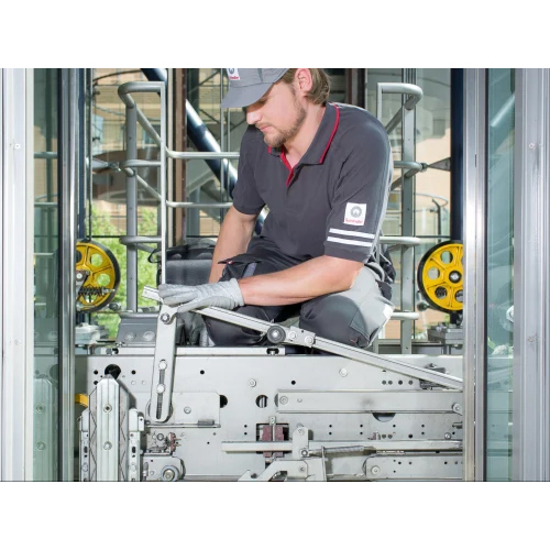 Commercial Elevator Modernization Service