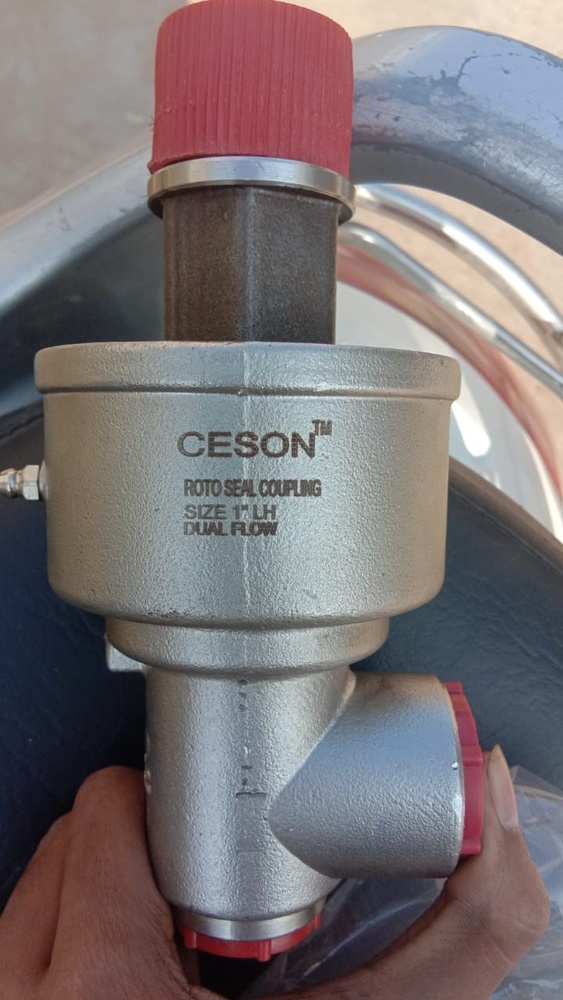 Roto Seal Coupling - Stainless Steel, 1/2 Inch Size | Silver Finish, Suitable For Hydraulic Pipe Applications, 1000 Rpm