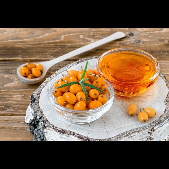 Sea Buckthorn Oil ( Hippophae rhamnoides Oil ) 