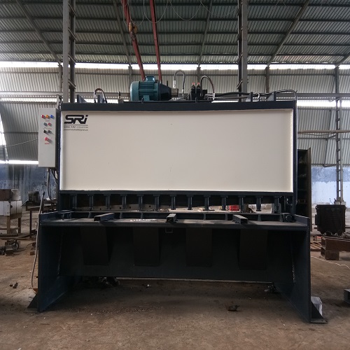 Industrial Hydraulic Shearing Machine - Automatic Grade: Semi-Automatic