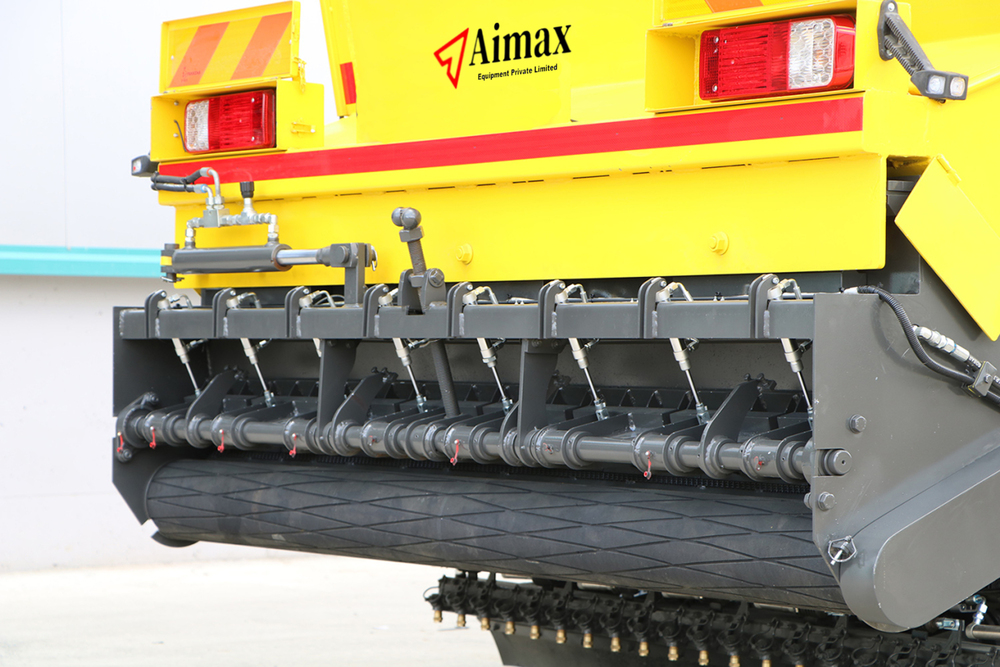 Aggregate Bitumen Chip Spreader Machine