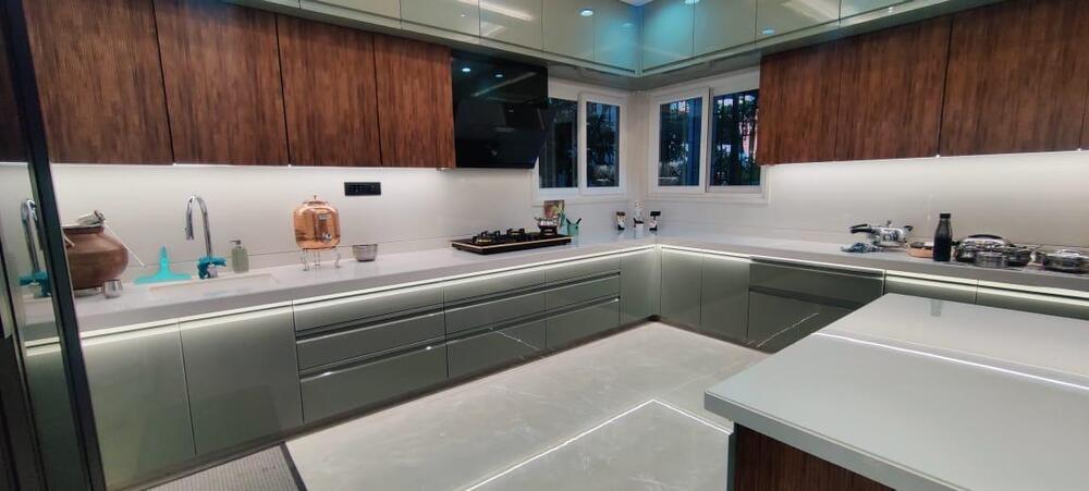 Premium Modular Kitchen
