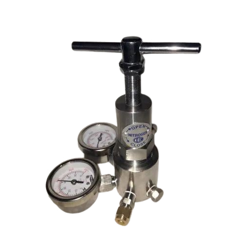 High Pressure Piston Regulators - Machine Type: Mechanical Devices