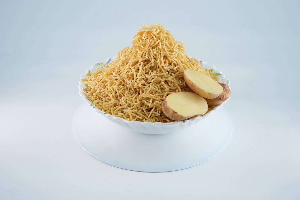 Mint Aalu Bhujiya - 500g & 1kg Packaging | Vegetarian Namkeen, High Quality, 2-month Shelf Life, Salty & Sweet Flavor