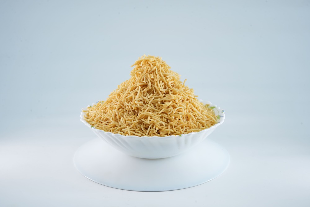 Mint Aalu Bhujiya - 500g & 1kg Packaging | Vegetarian Namkeen, High Quality, 2-month Shelf Life, Salty & Sweet Flavor