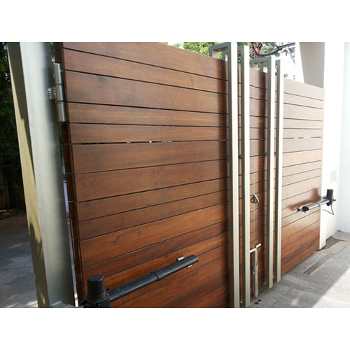 आवासीय मुख्य द्वार