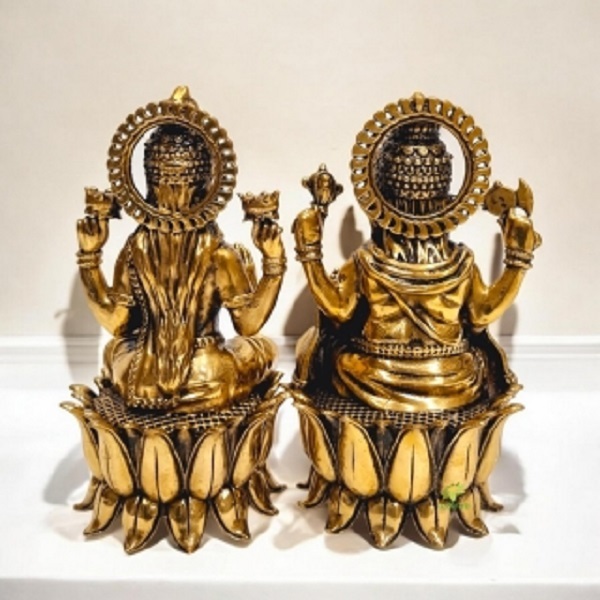 Aakrati Brass Laxmi Ganesha Statue Perfect Decorative Idol For Wealth & Success - Color: Yellow
